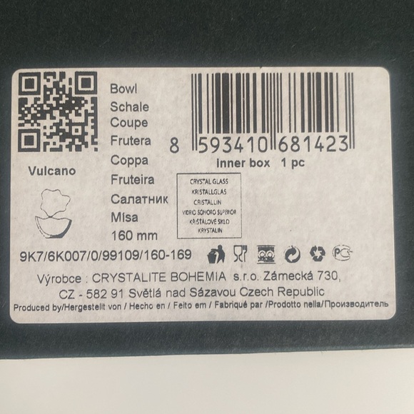 BOHEMIA CRYSTAL VULCANO BOWL NWT Asymmetrical Design - Picture 9 of 10